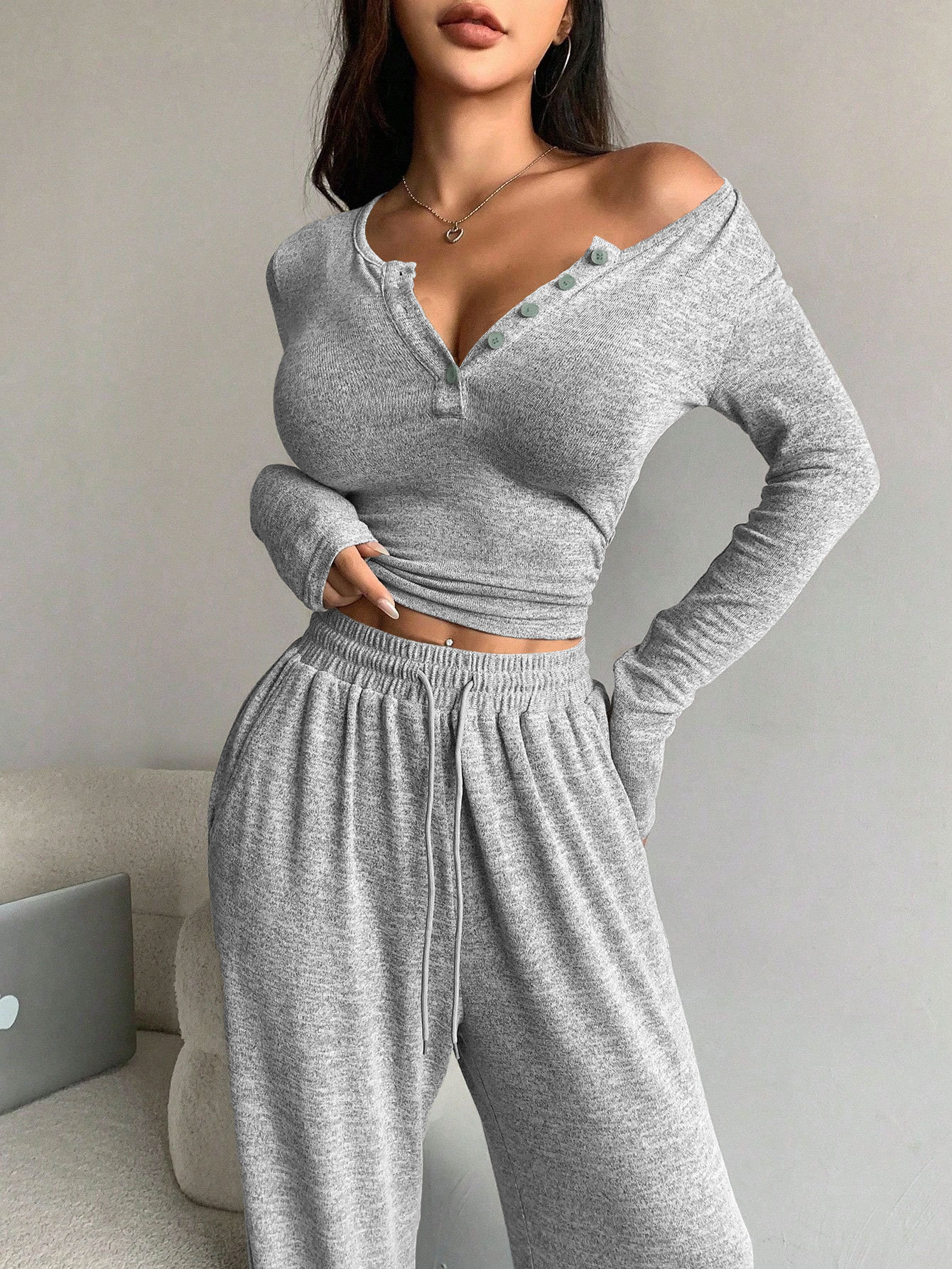 Women's Suit Warm Pajamas for  – Winter Clothing For Women Bewertung und Preis