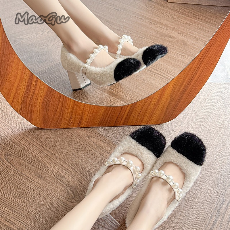 Chunky Heel Women's Furry Shoe – Winter Clothing For Women Bewertung und Preis